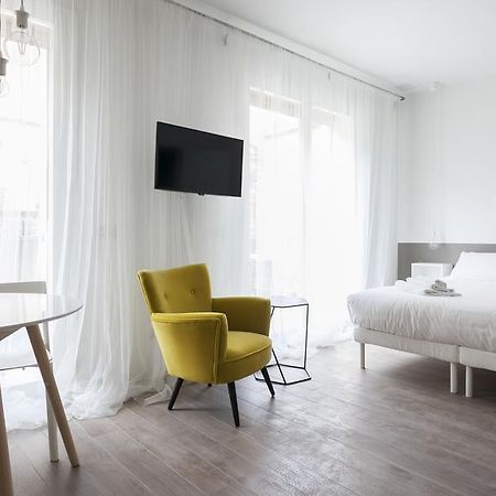 Italianway-Poma Lägenhet Milano Exteriör bild
