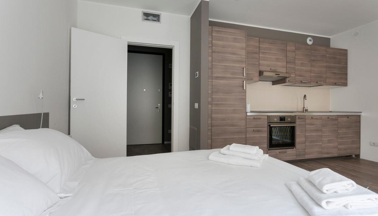 Italianway-Poma Lägenhet Milano Exteriör bild