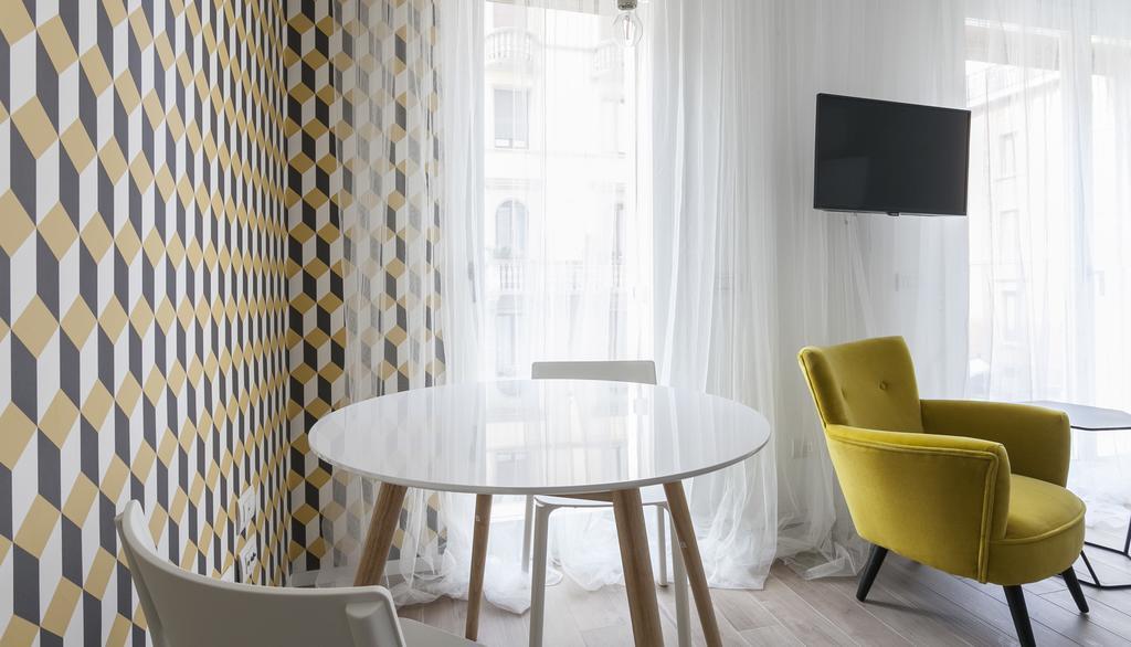 Italianway-Poma Lägenhet Milano Exteriör bild